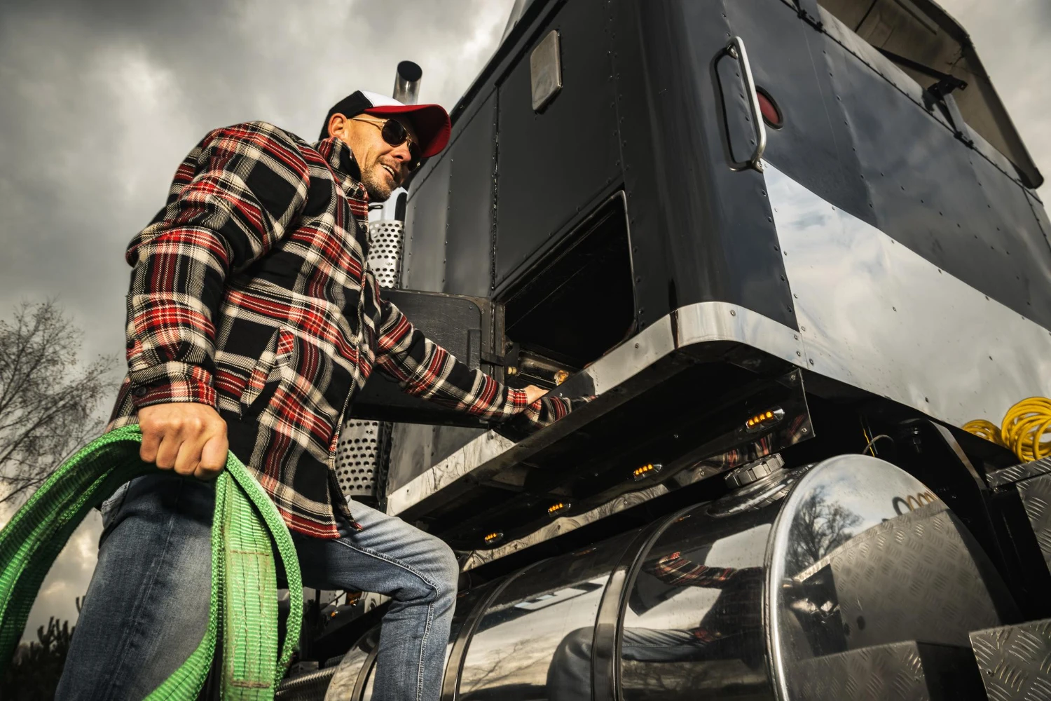 Understanding How Technology Is Revolutionizing 18-Wheeler Truck Safety
