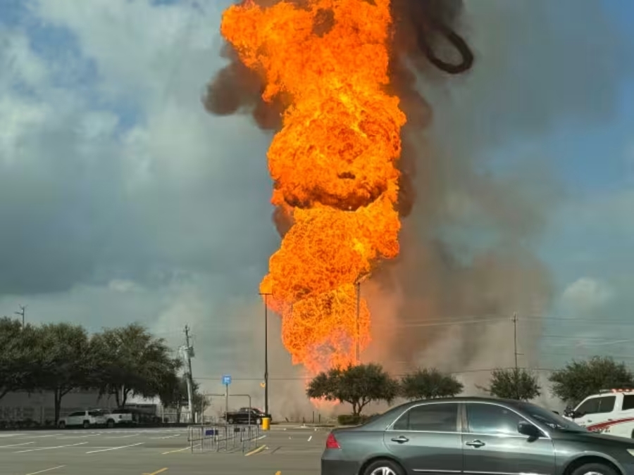 Massive Pipeline Fire in Deer Park Leads to Evacuations